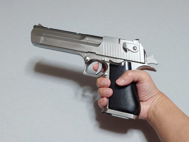 あらゆる種類の武器 画像①